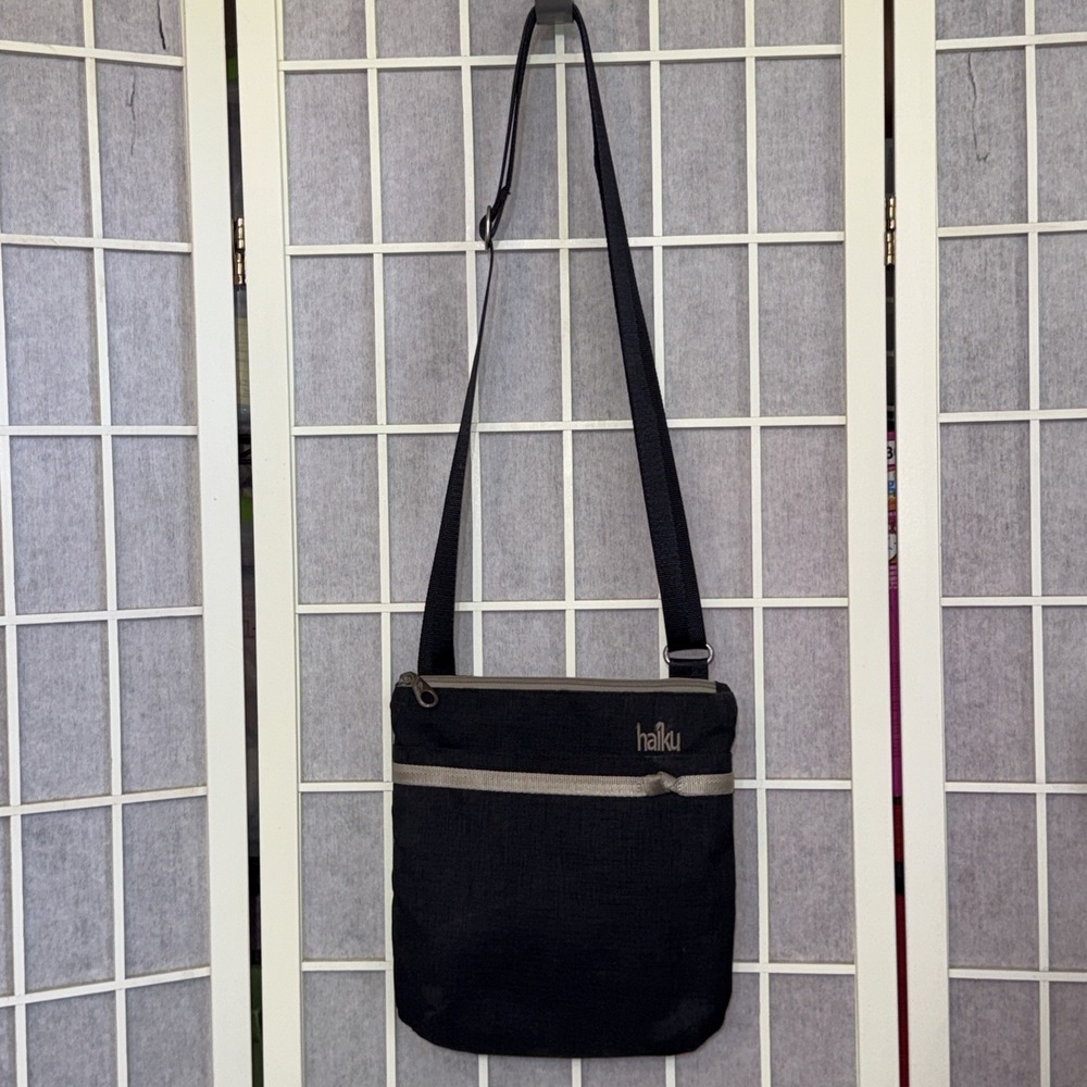 Haiku Revel Crossbody Bag Black Gorpcore Outdoor Eco Friendly RFID Travel Purse